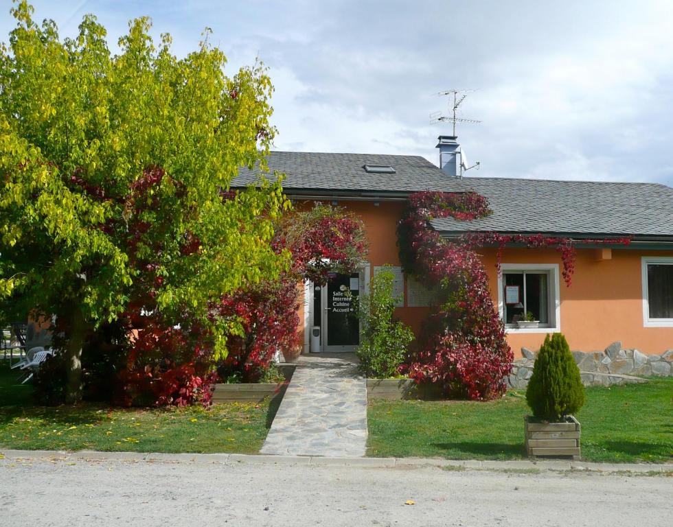 Camping Mas Piques Bourg-Madame Exterior photo